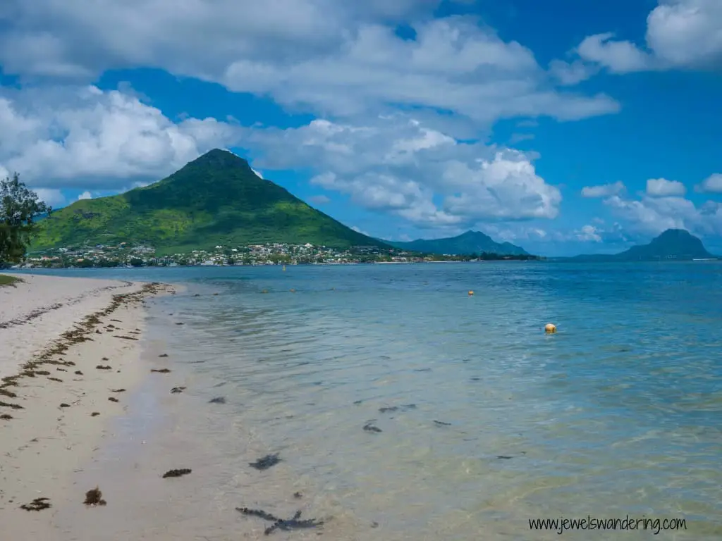 Mauritius, Travel