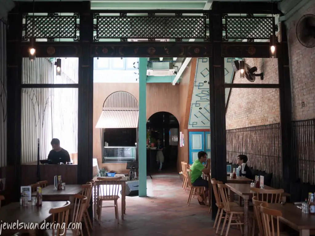 Inch, Penang, Malaysia, Cafes