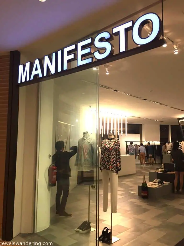 Manifesto, Capitol Piazza, Singapore